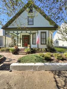 This beautiful Victorian home is a timeless treasure, sitting in the heart of downtown Natchez.